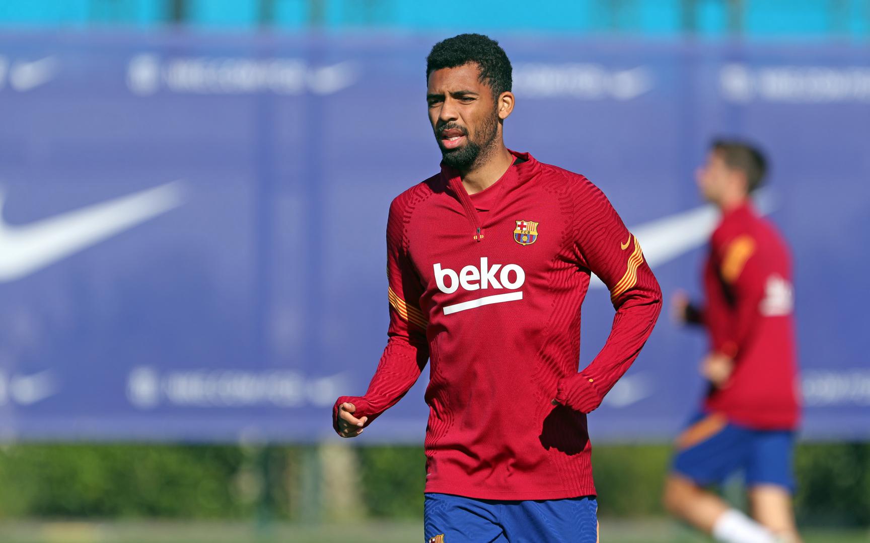 Barca quyết định thanh lý Matheus Fernandes sau những lần thất vọng