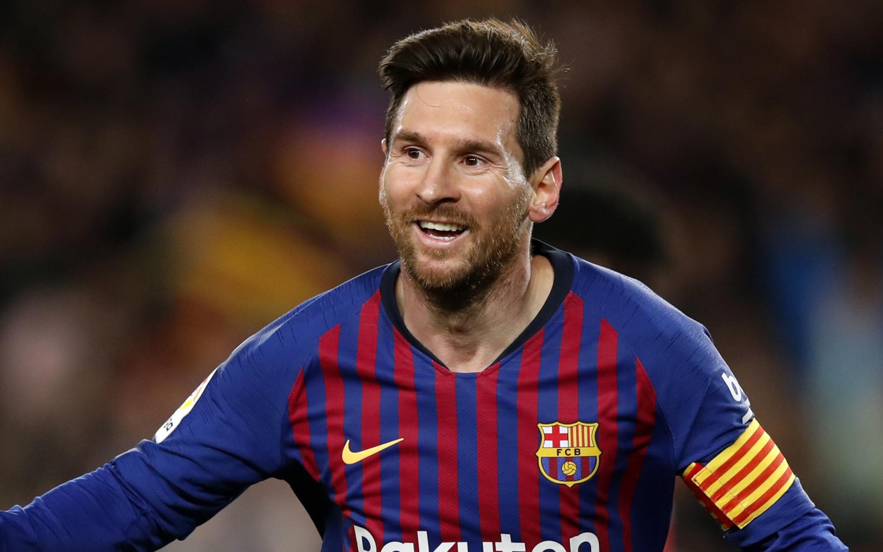 Barca sẽ làm gì để giữ chân Lionel Messi?
