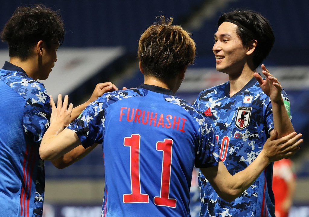Phút thứ 6 Furuhashi đã ghi bàn mở tỷ số