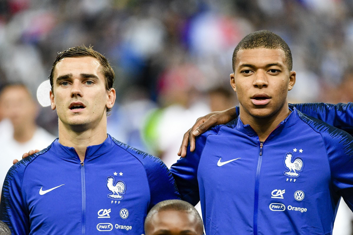 Thất bại tuyển Pháp tại EURO do xung đột giữa Mbappe và Griezmann?